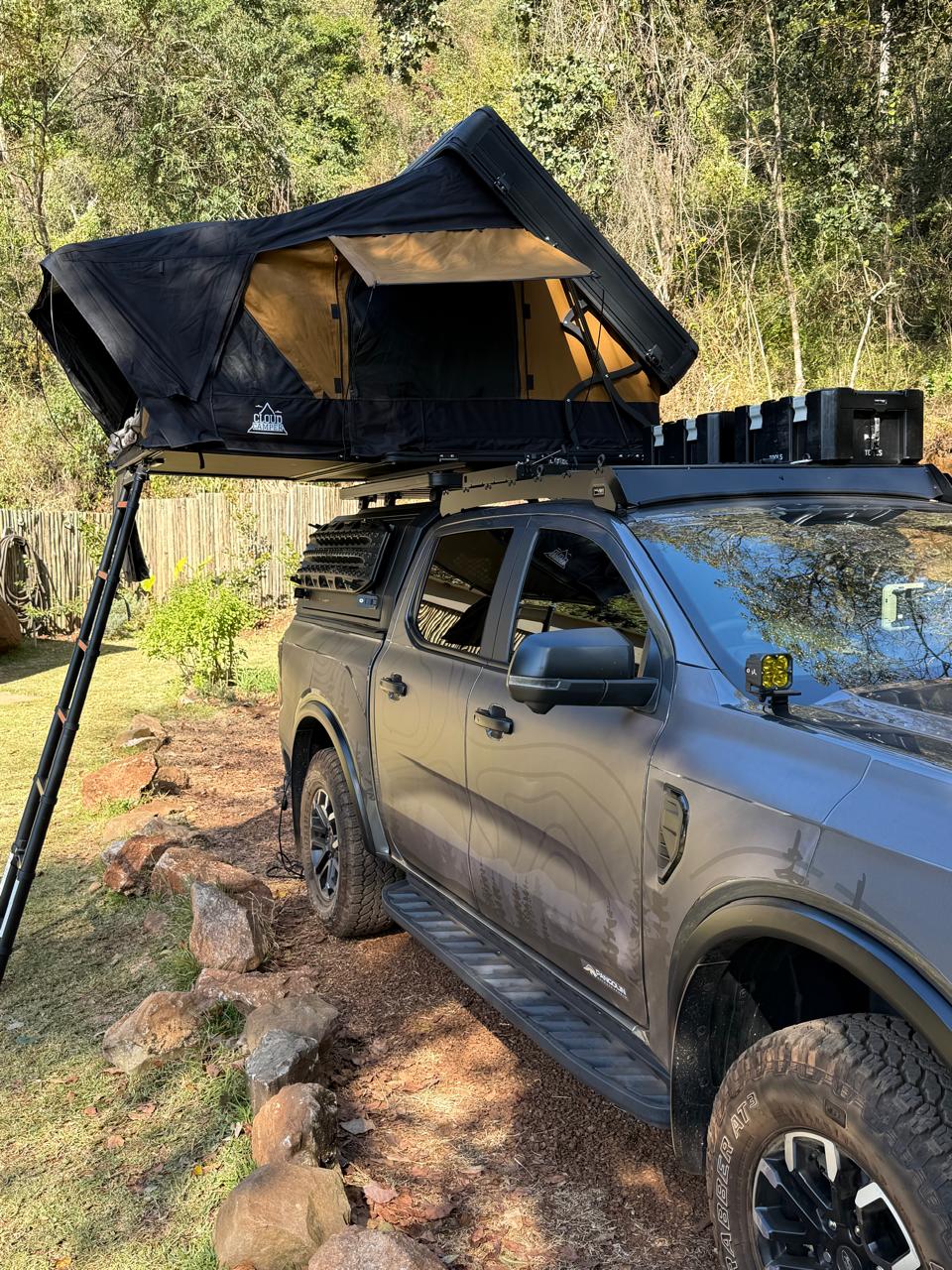 Cloud Camper XV 4 sleeper Roof top Tent