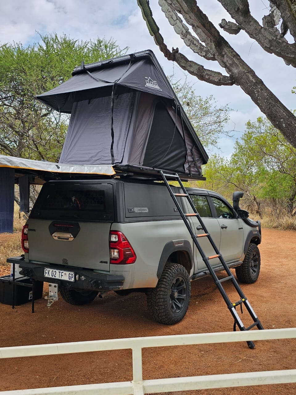 hilux tent Cloud Camper Quick Set-Up Car Roof Top Tent
